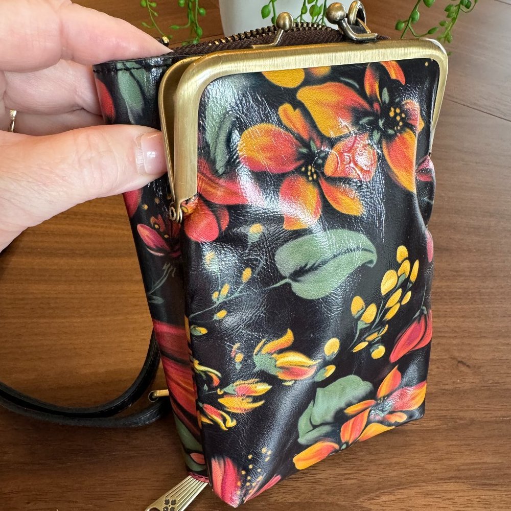 Frame pouch crossbody (Patricia Nash "Pertina")